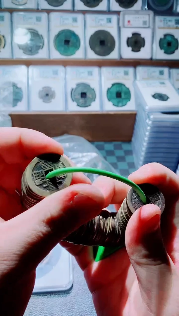 【闪购商品】铜古钱币25+乾隆通宝100枚