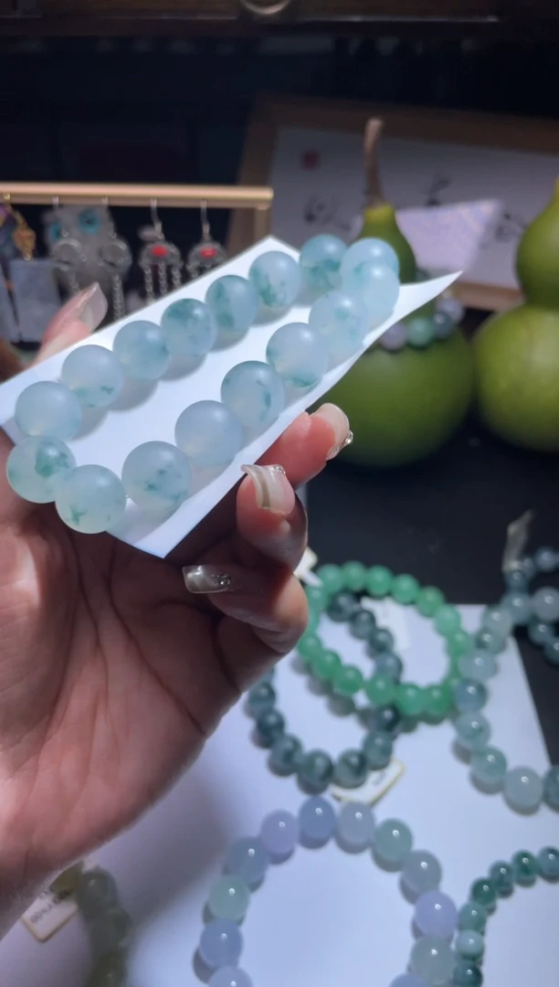 未镶嵌定制翡翠蛛**迹缅甸翡翠A货40