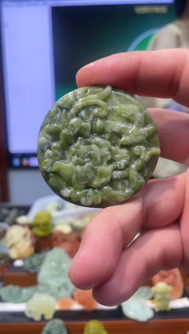 【闪购商品】岫玉吊坠未镶嵌·