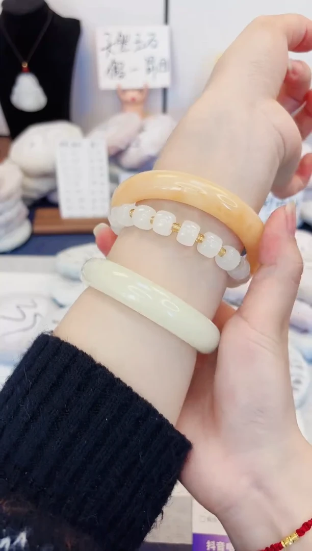 【闪购商品】石英质玉手镯未镶嵌376-财气镯圈口64