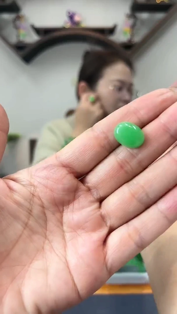 【闪购商品】翡翠耳饰未镶嵌a3 耳钉