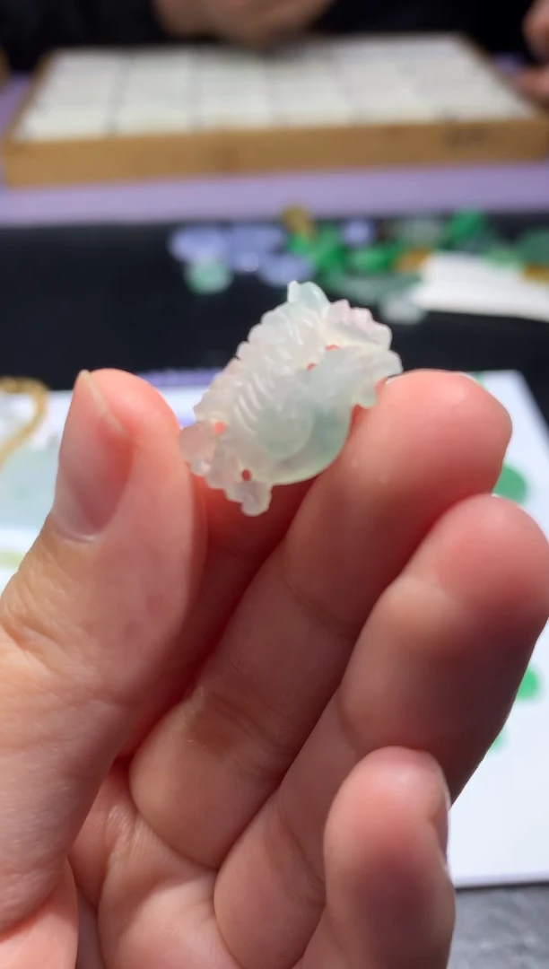 未镶嵌定制翡翠毛货