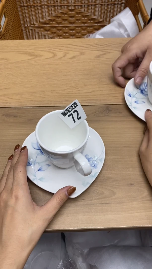 瓷片m**o隆莲瓷器欢迎大家