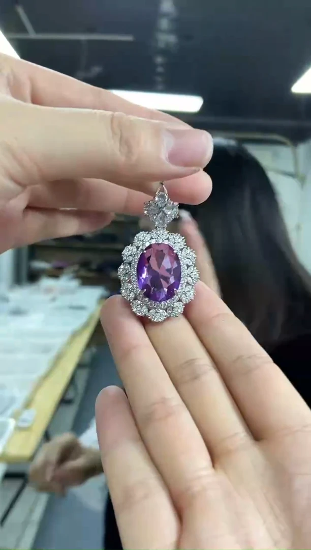 【闪购商品】水晶吊坠未镶嵌多样性发其一颜色微差