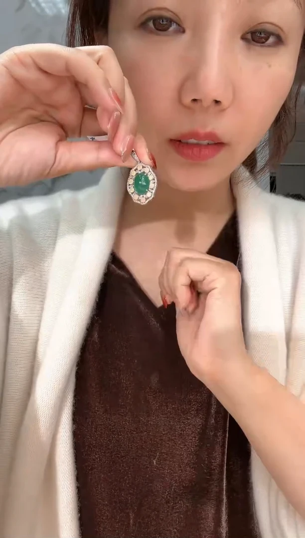 【闪购商品】定制祖母绿吊坠银S925镶嵌吊坠