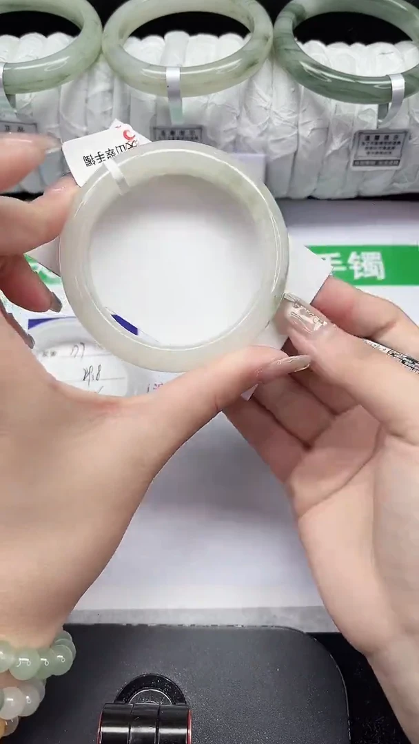 未镶嵌手镯石英质玉278-54/55