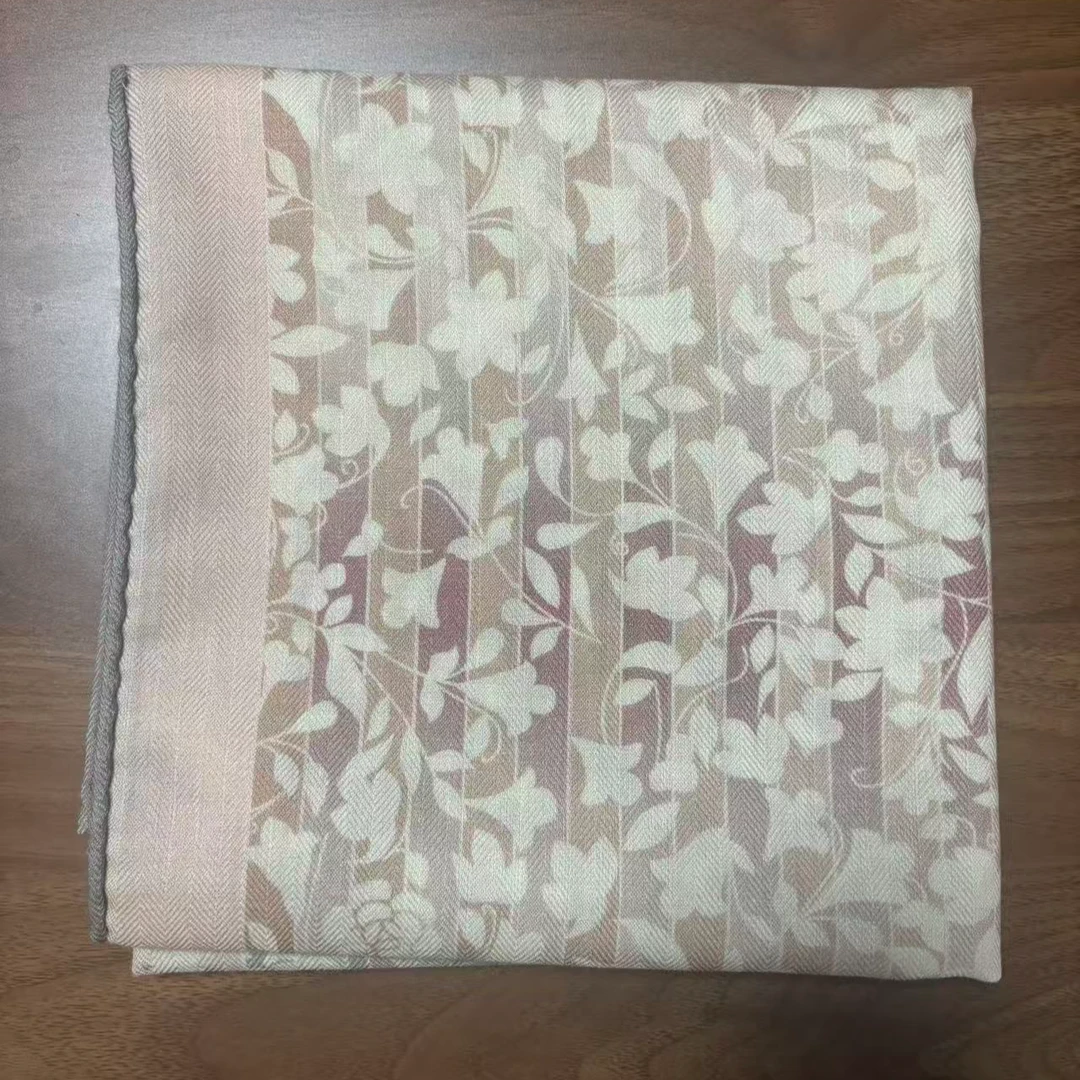 【茶花物语·粉色】桑蚕丝绵羊毛方巾大围巾女披肩冬季保暖围脖86cm