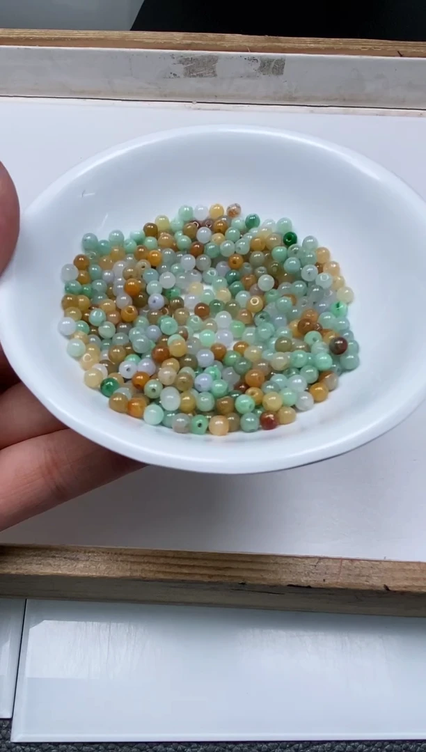 手饰翡翠未镶嵌D278 多宝翡翠3mm20个12元