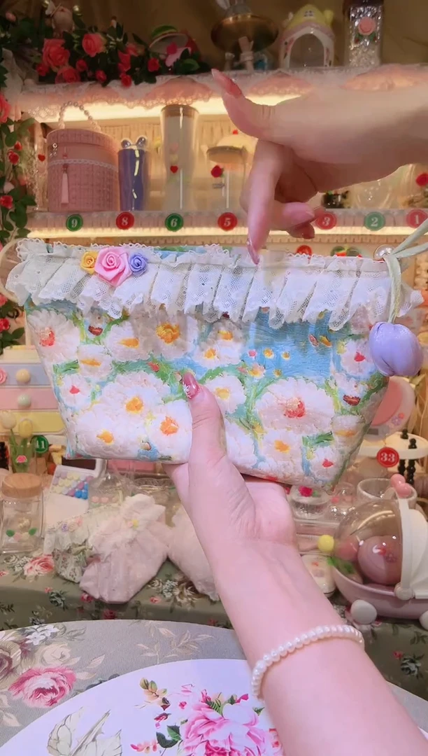 蕾丝油画化妆包——手工制作品质好！
