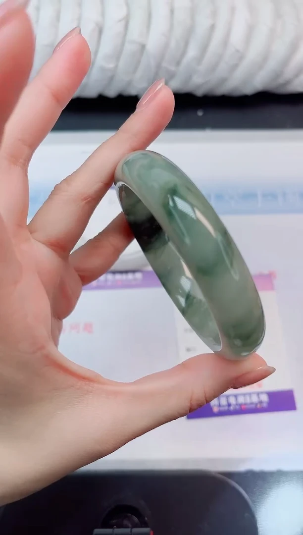 【闪购商品】石英质玉手镯未镶嵌115#60