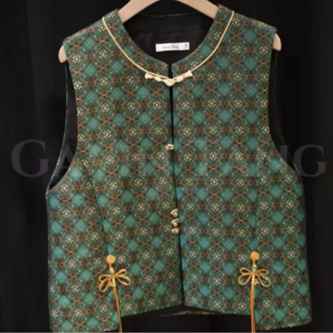 广西非遗壮锦墨绿马甲