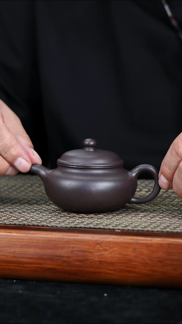茶壶紫砂宜兴紫砂壶  仿古  140cc