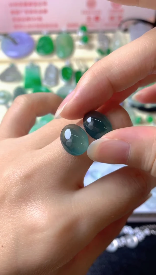 未镶嵌定制翡翠璟*儿裸玉（客户意向镶嵌）