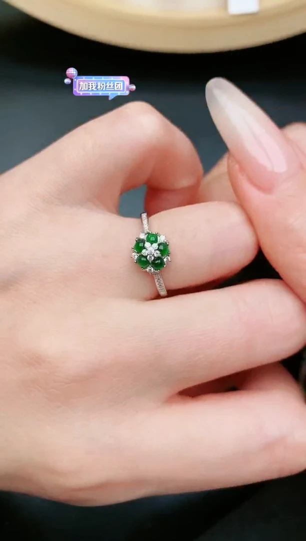 翡翠戒指银S925镶嵌....