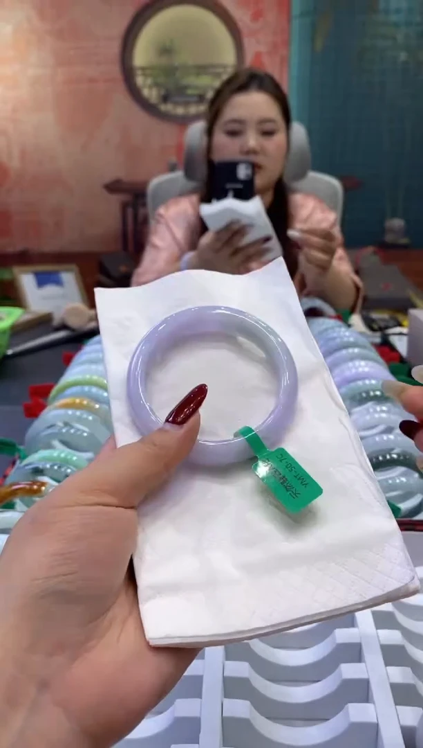 【闪购商品】翡翠手镯未镶嵌多人0005115