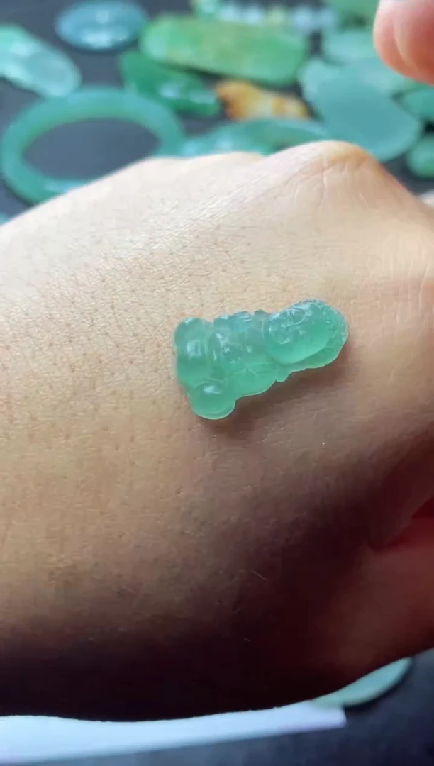 未镶嵌定制翡翠缘缘