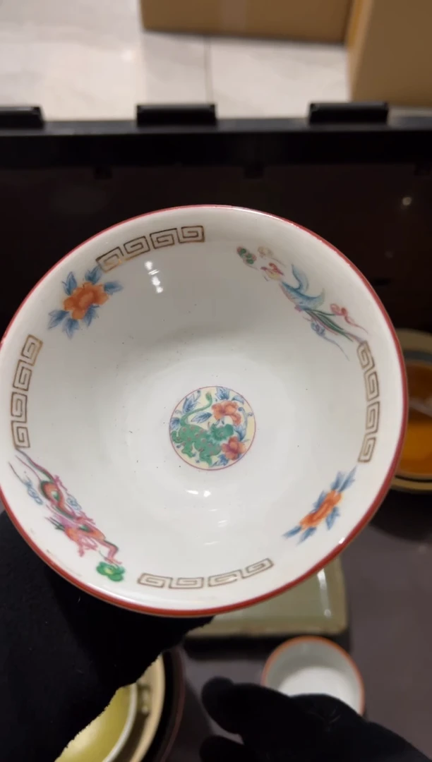 朝*。朝霞中古商品默认瑕疵完美主义慎拍