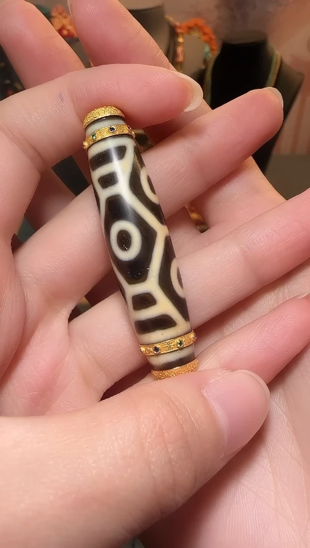 【闪购商品】玛瑙吊坠18K金镶嵌吊坠