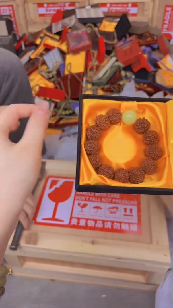 精品手串不带礼盒0077