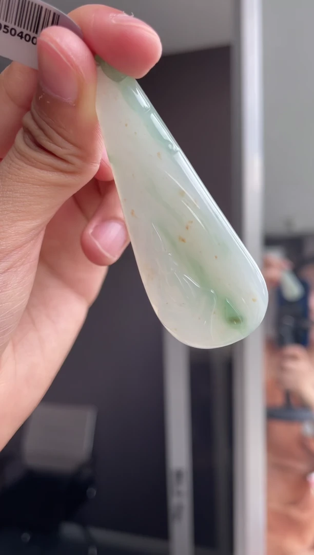 吊坠(不含链)未镶嵌翡翠天然缅甸A货翡翠