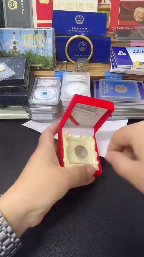 其他普通金属宋水晶板