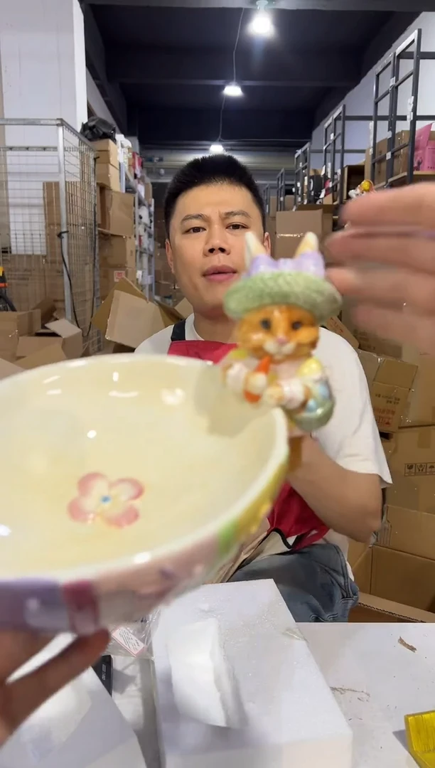 瓷片紫色原盒兔子糖果碗