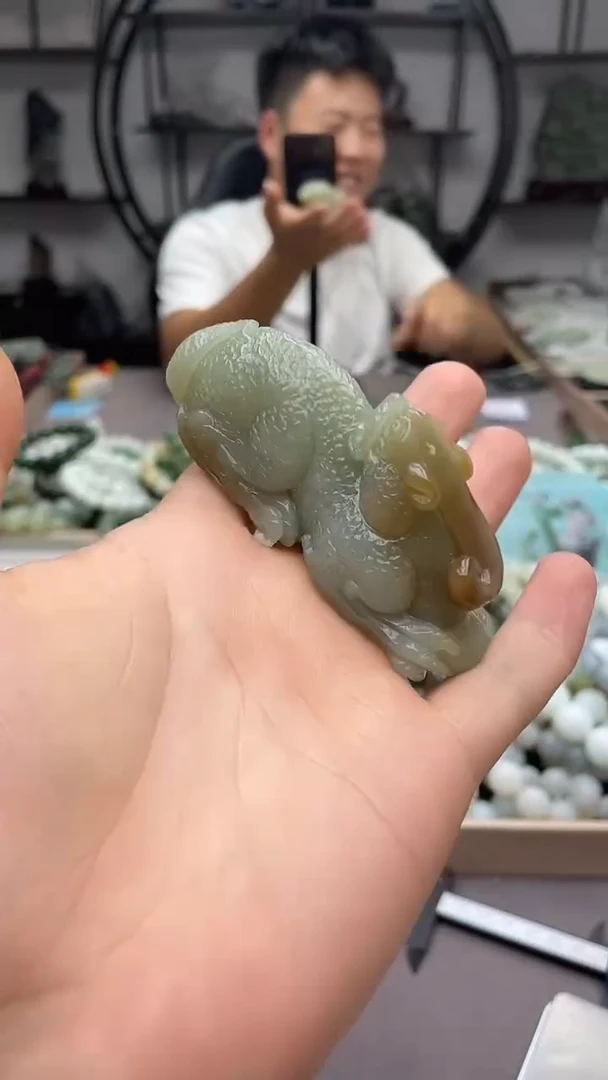 未镶嵌和田玉把件1