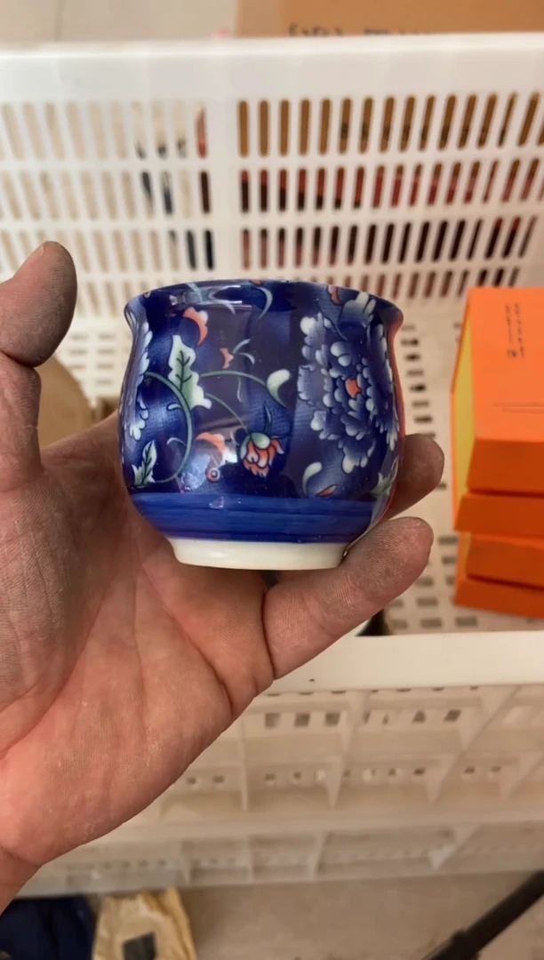 杯无运费险有瑕疵的摄影的产品有使用过的痕迹有点脏介意勿拍