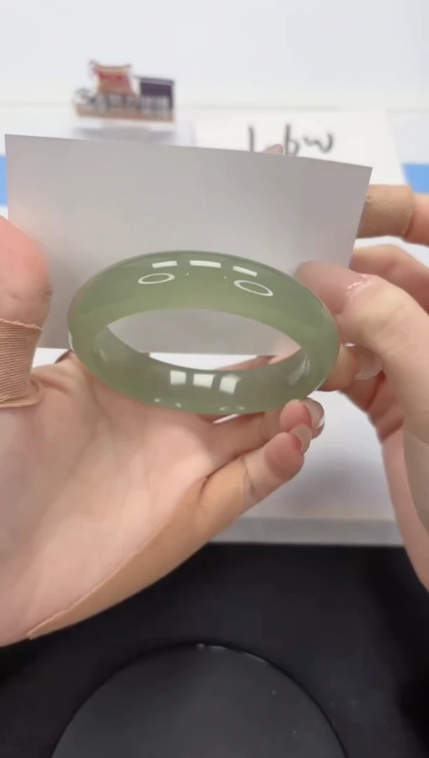 【闪购商品】石英质玉手镯未镶嵌A248-56.8