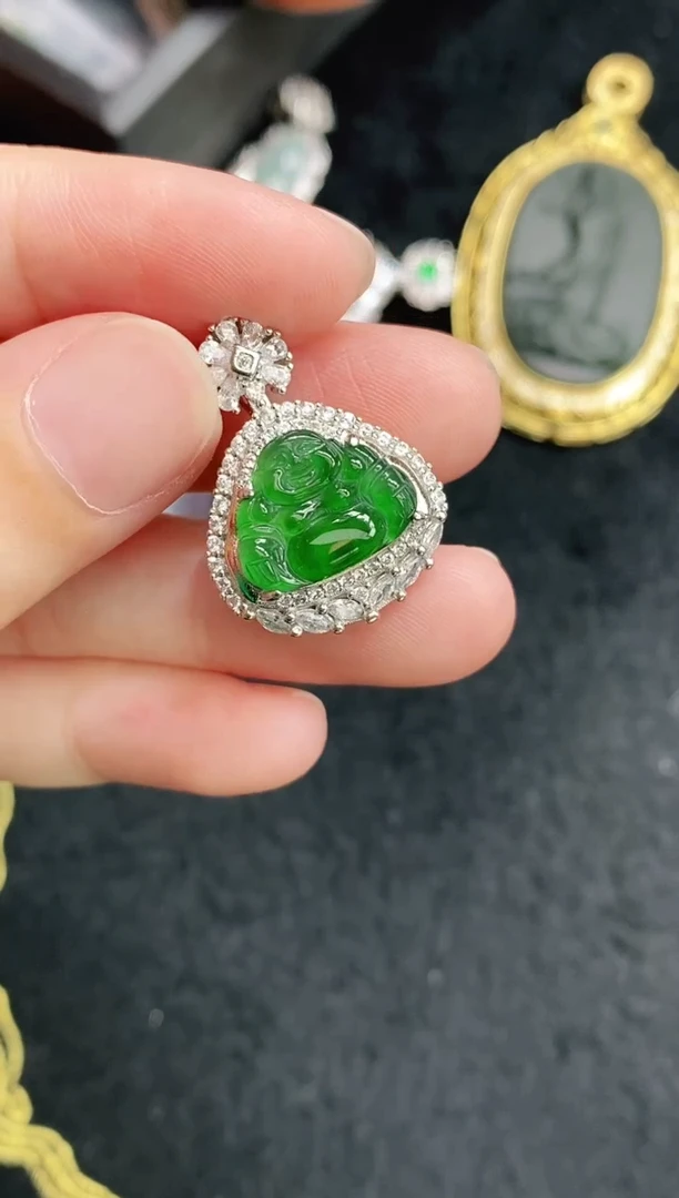 【闪购商品】翡翠未镶嵌颈饰精美翡翠-多样性只发一件H382