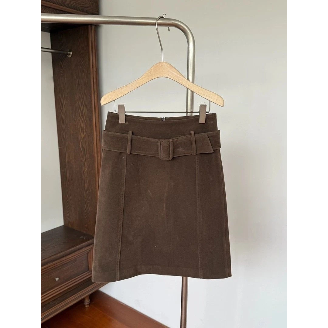 美爆了！美式复古腰带半身裙女秋冬新款高腰宽松显瘦百搭直筒裙子