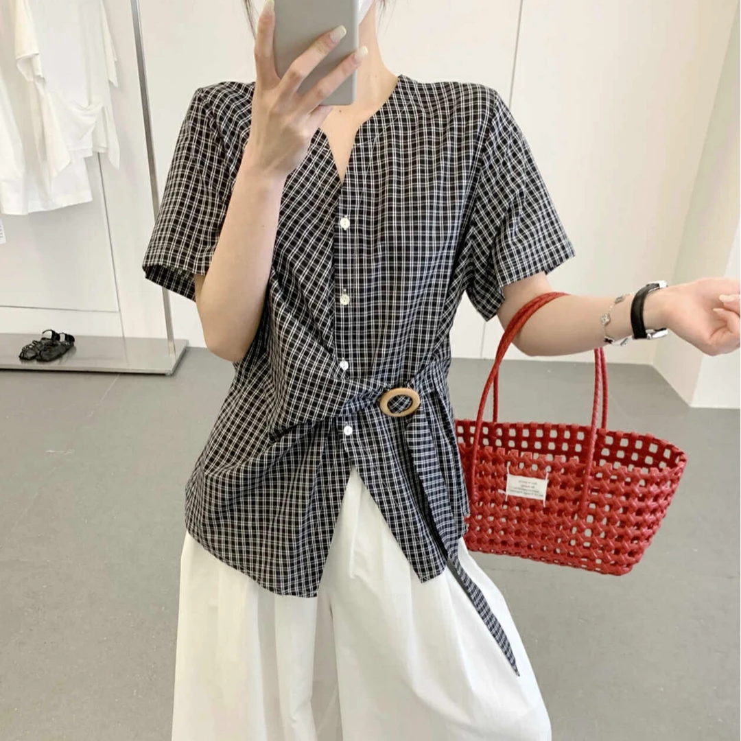 新款韩版设计感收腰袖衬衫气质