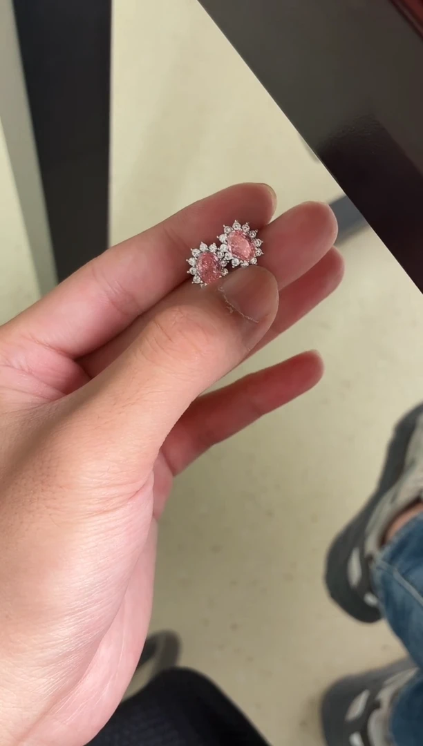 耳钉彩色蓝宝石银S925镶嵌1111