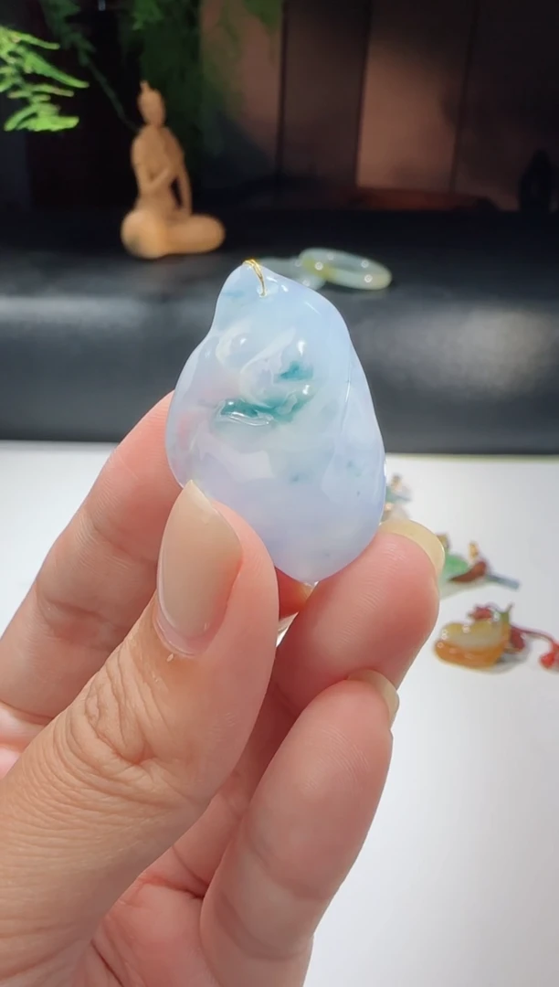 未镶嵌挂件翡翠洋