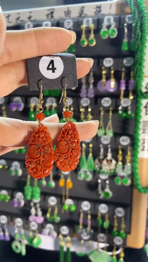 【闪购商品】翡翠耳饰银S925镶嵌4....