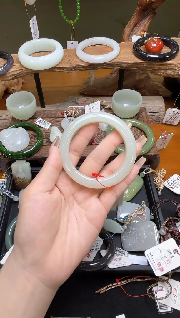 未镶嵌手镯和田玉黑山料 57+圈 9011431