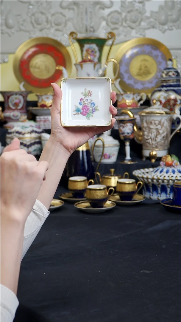 骨瓷婷婷中古器物如图所示33