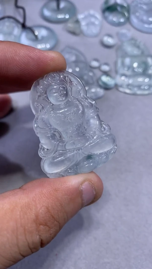 颈饰未镶嵌翡翠度母3980