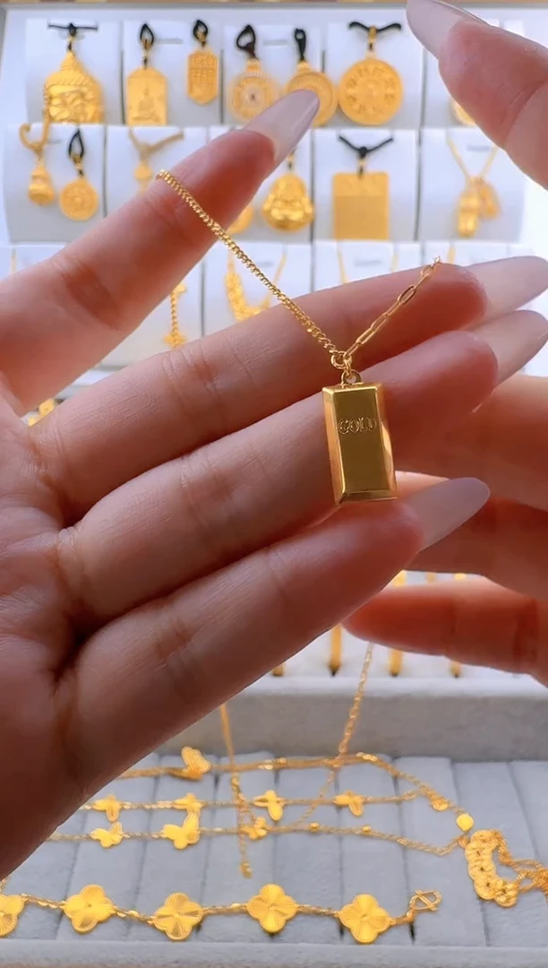 吊坠足银无暴富套链   总重5g外1.3g