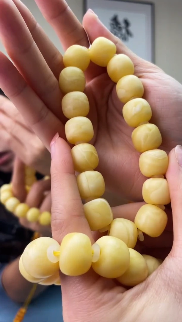 琥珀未镶嵌珠宝奇石T031 15假一罚十，多样性发一件