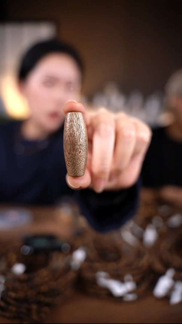 沉香吊坠【达拉干】天然沉香吊坠