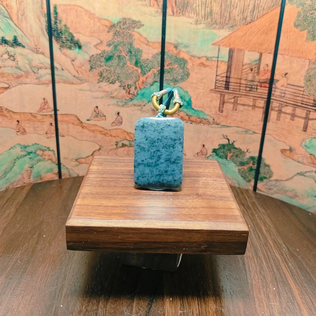 Y和田玉点墨青花无事牌吊坠2100