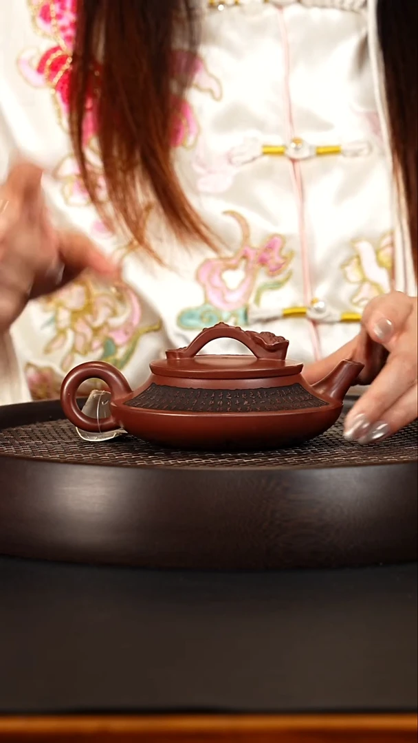 茶壶紫砂 宜兴紫砂壶龙血砂一马平川180cc