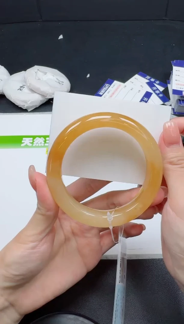 未镶嵌手镯石英质玉0108-5960