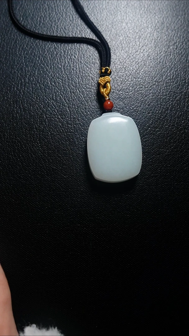 颈饰未镶嵌和田玉无事牌