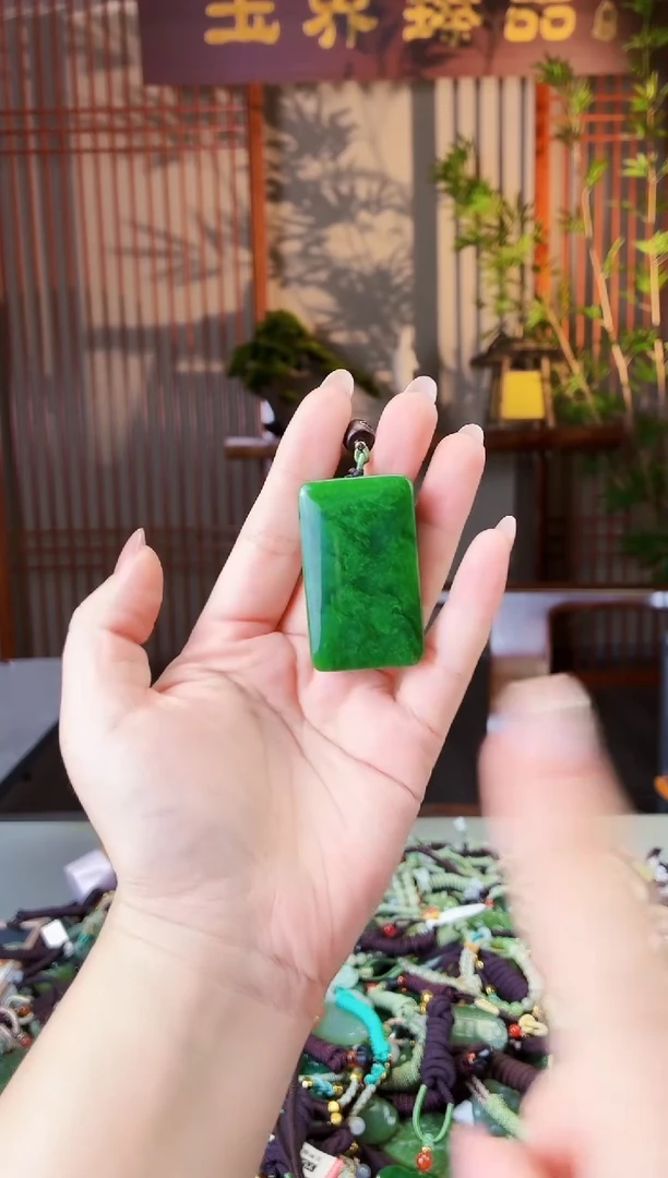 未镶嵌和田玉挂件1