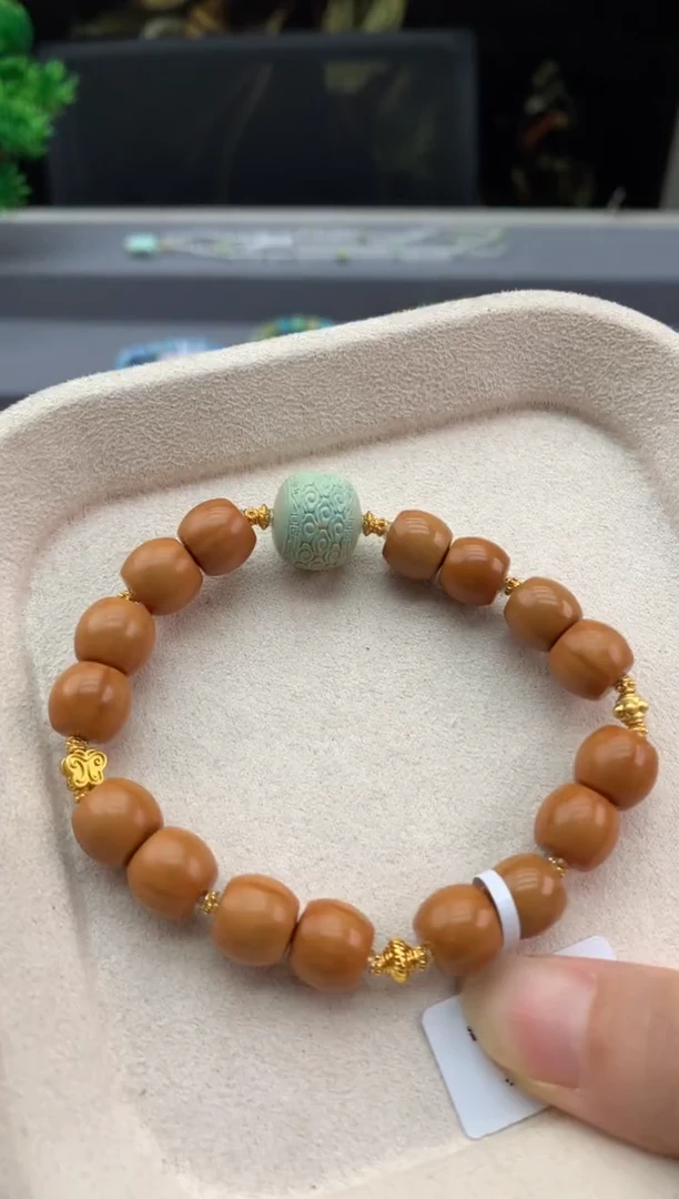 未镶嵌绿松石手串W69