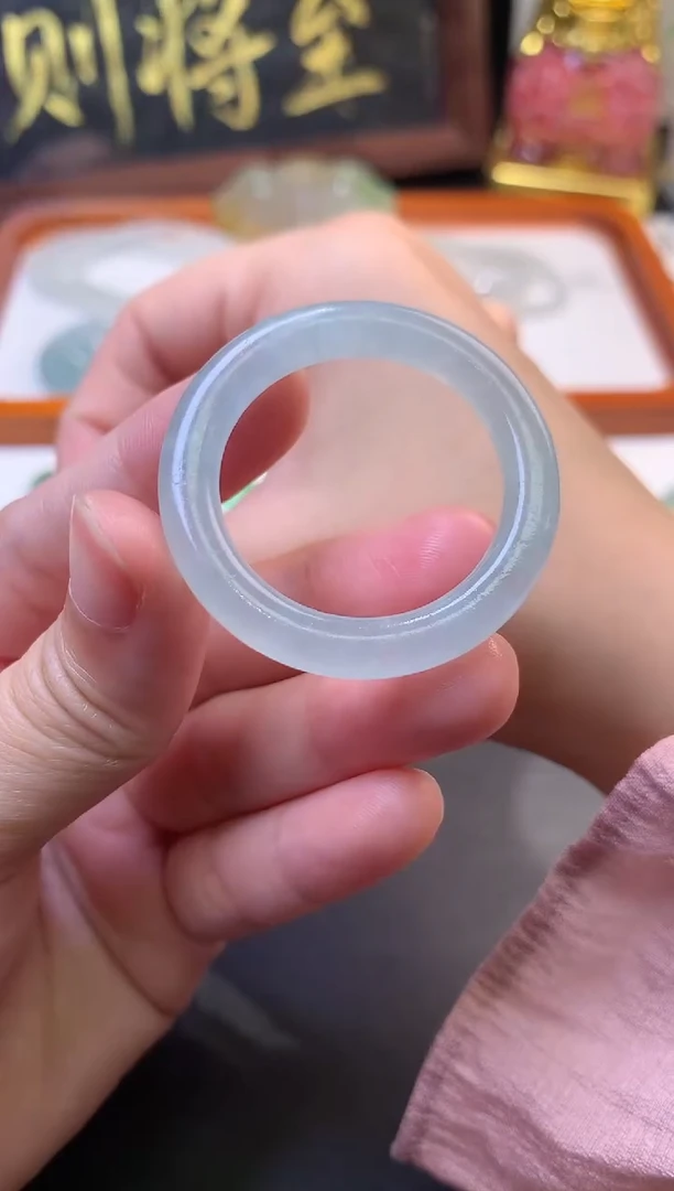 未镶嵌定制翡翠毛货