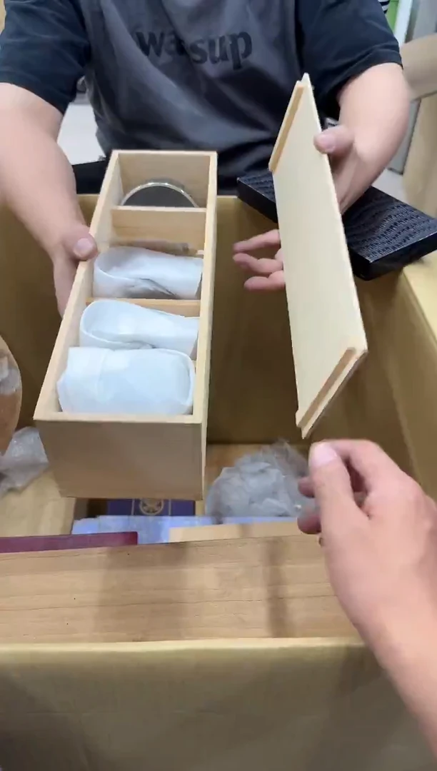 琉璃手工艺品?**?239