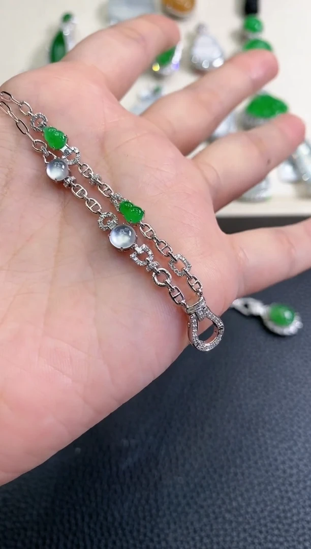 翡翠18K金镶嵌套链春日珠宝 C32多样性一件发